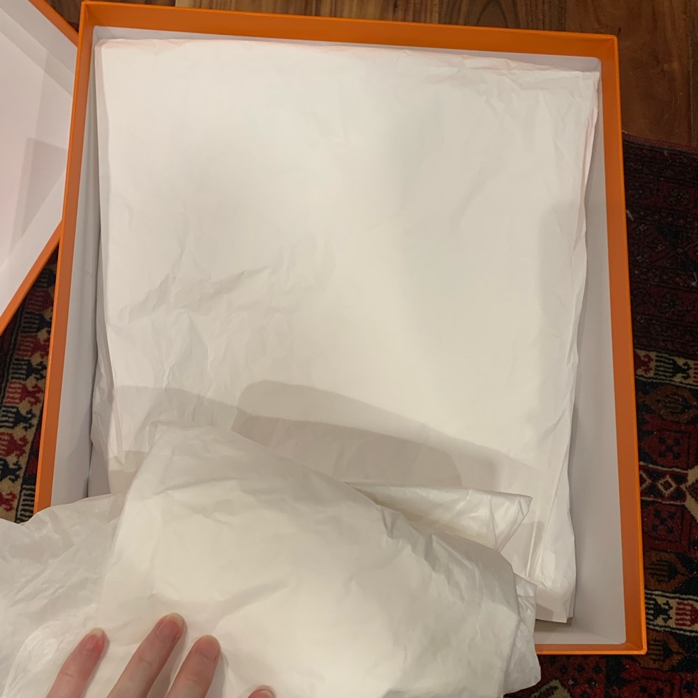 Box - Picture 8 of 8